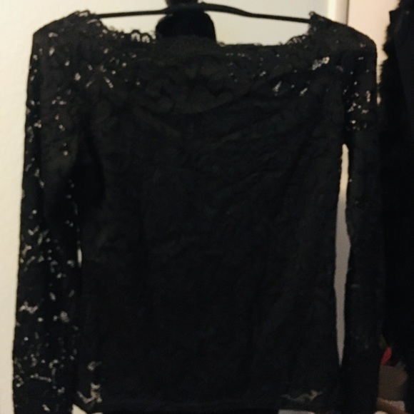 Lace top - Picture 3 of 3